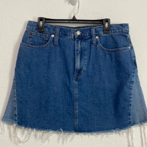 Madewell Distressed Two Tone Denim Mini Skirt Size 31 - Picture 1 of 9